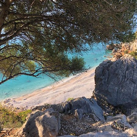 Apartamento Fronte Mare Cala Gonone Exterior foto