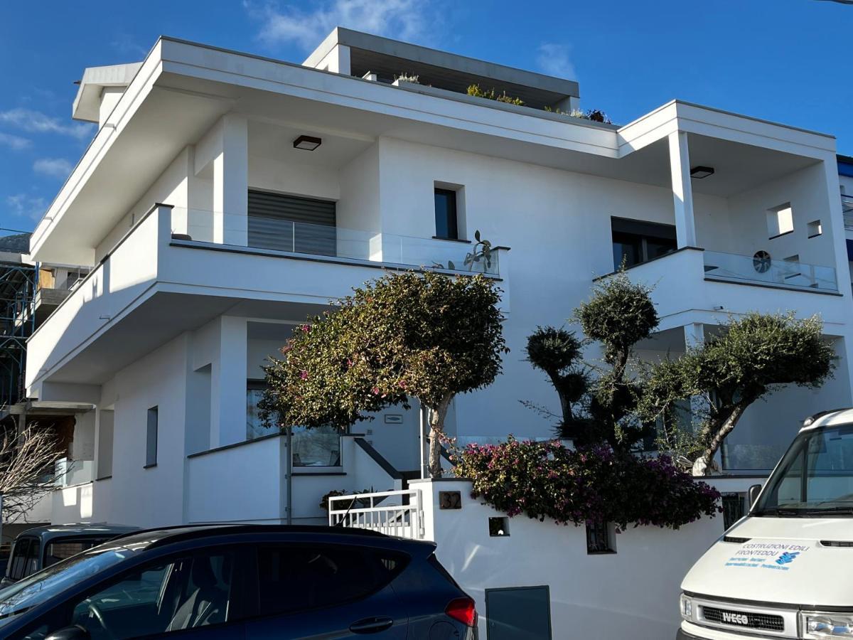Apartamento Fronte Mare Cala Gonone Exterior foto