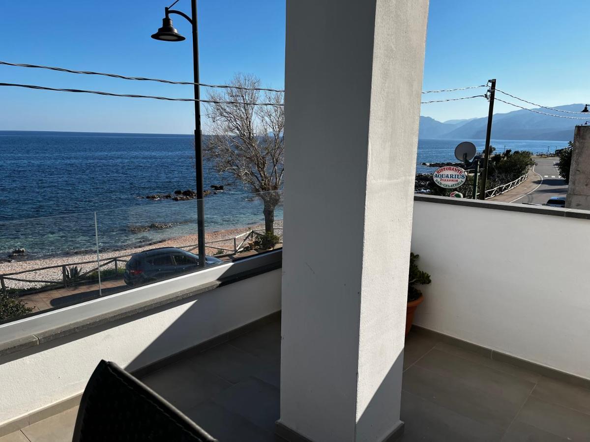 Apartamento Fronte Mare Cala Gonone Exterior foto